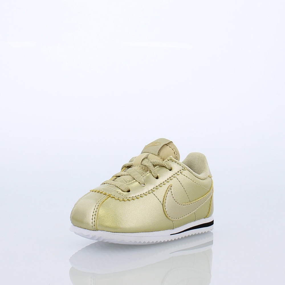 Nike Cortez In Gold size 4c